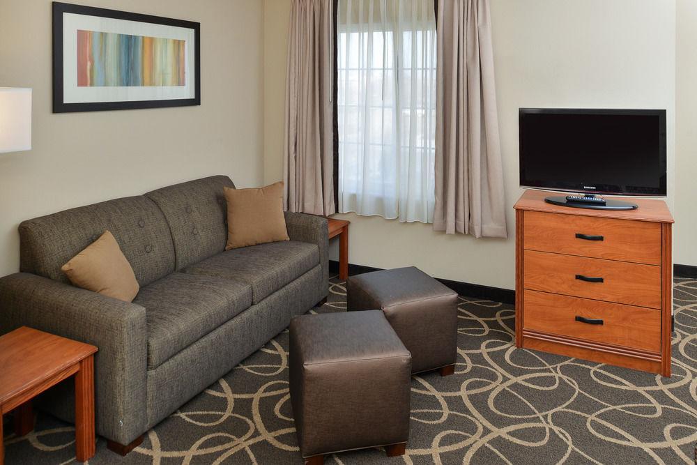 Mainstay Suites Fargo - I-94 Medical Center Extérieur photo