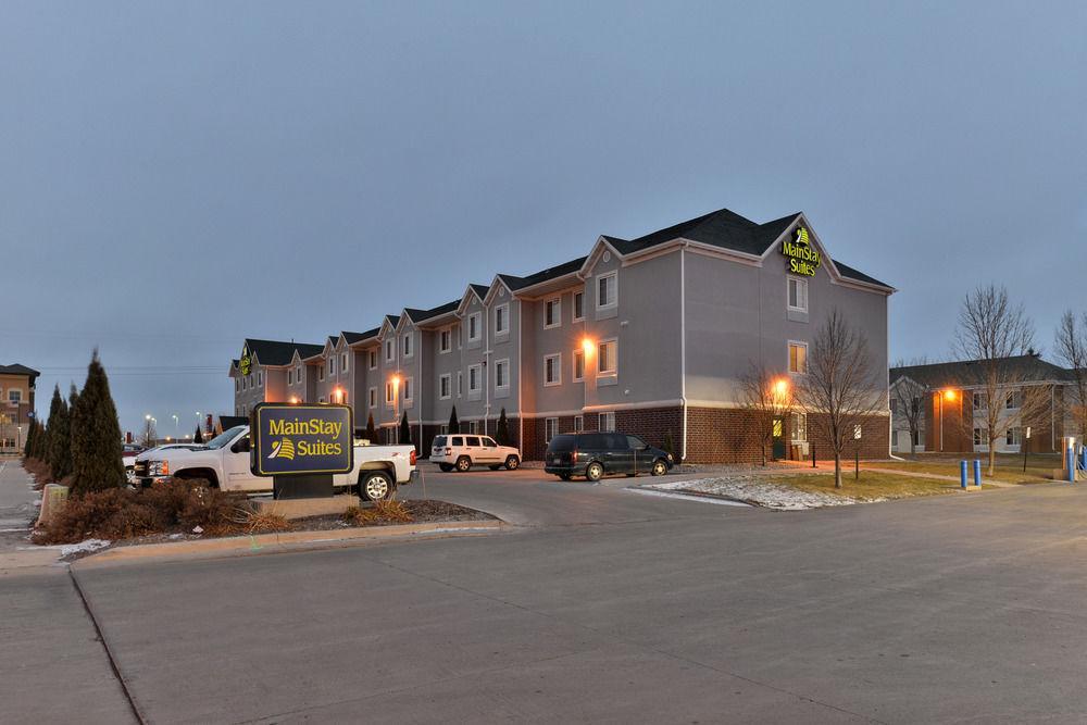 Mainstay Suites Fargo - I-94 Medical Center Extérieur photo