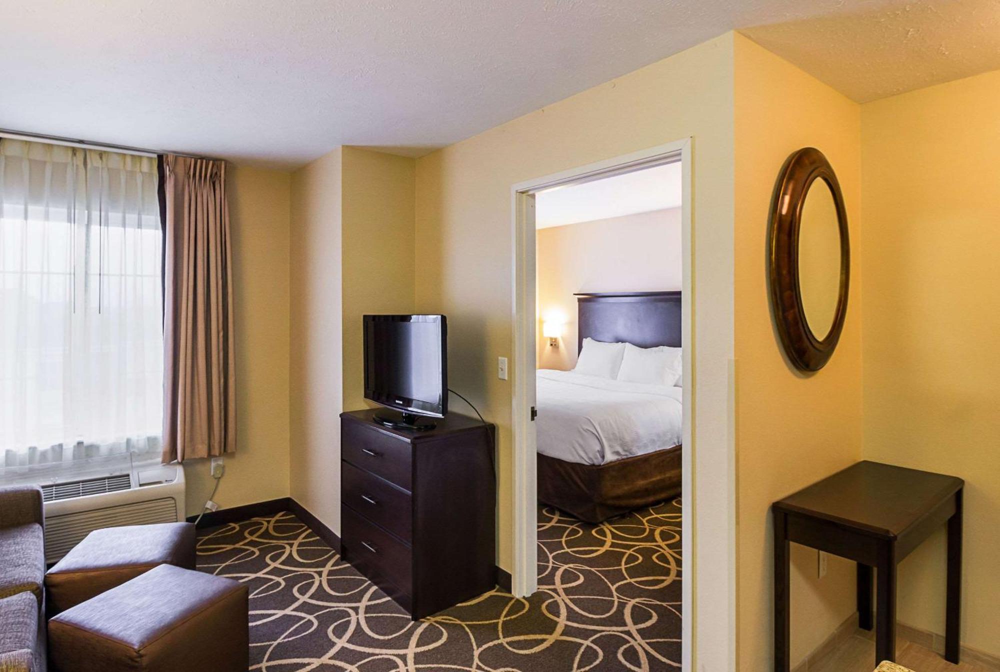 Mainstay Suites Fargo - I-94 Medical Center Extérieur photo