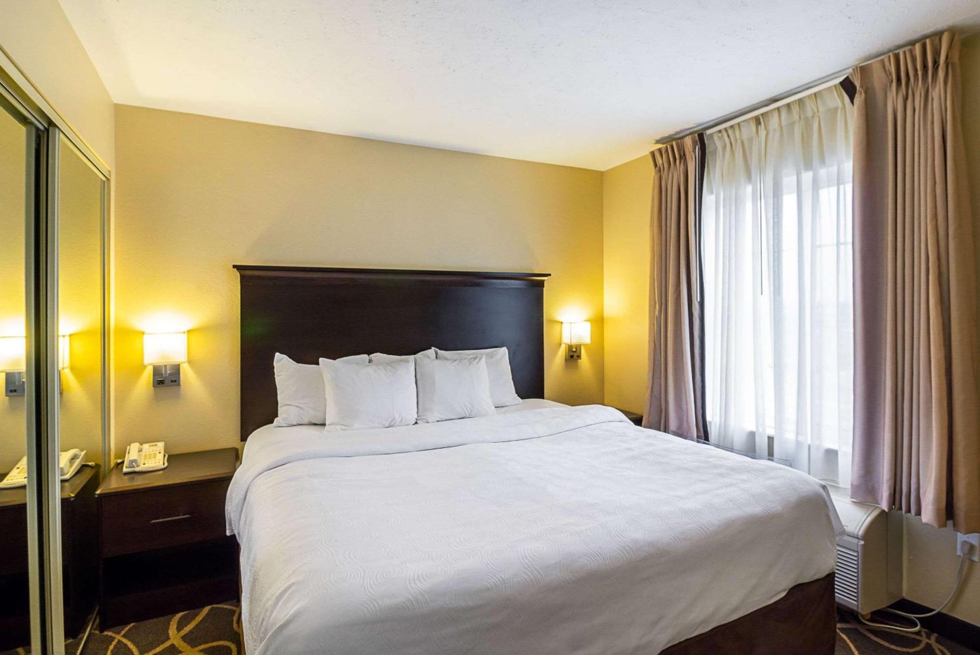 Mainstay Suites Fargo - I-94 Medical Center Extérieur photo